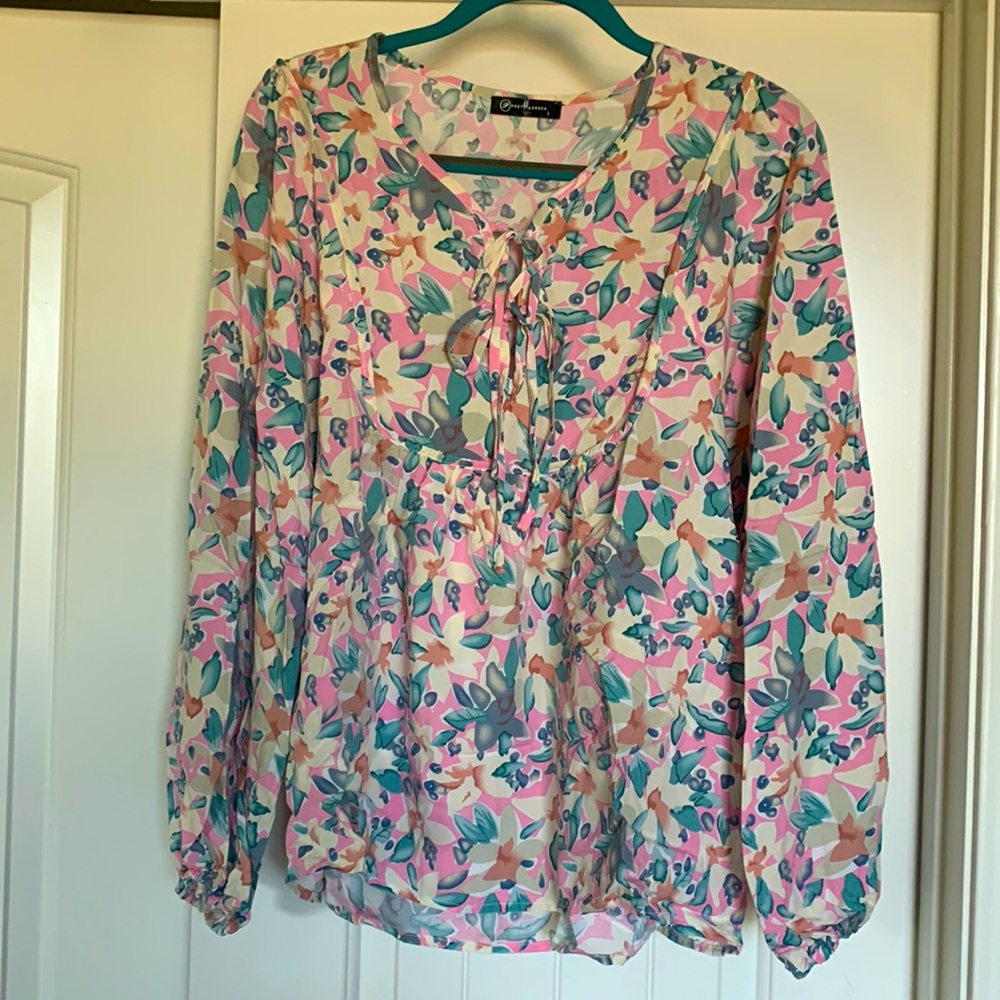 Floral blouse NWT